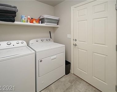 5647 Camilla Cellars Court - Photo Thumbnail 25