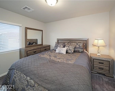 5647 Camilla Cellars Court - Photo Thumbnail 14