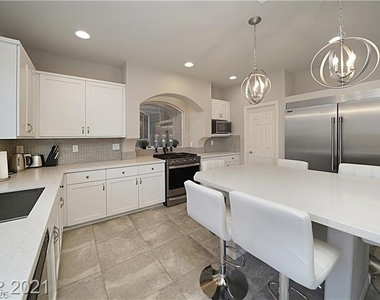 5647 Camilla Cellars Court - Photo Thumbnail 4