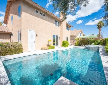 8747 Vista Cantera Court - Photo Thumbnail 30