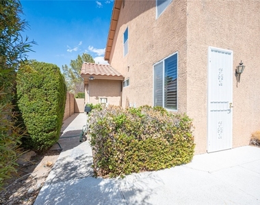8747 Vista Cantera Court - Photo Thumbnail 59