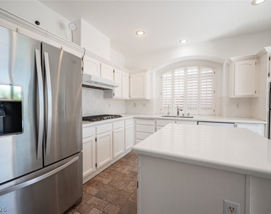 8747 Vista Cantera Court - Photo Thumbnail 18