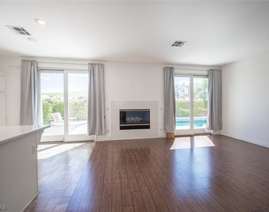 8747 Vista Cantera Court - Photo Thumbnail 8