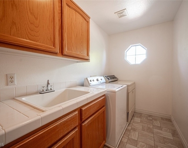 8747 Vista Cantera Court - Photo Thumbnail 58