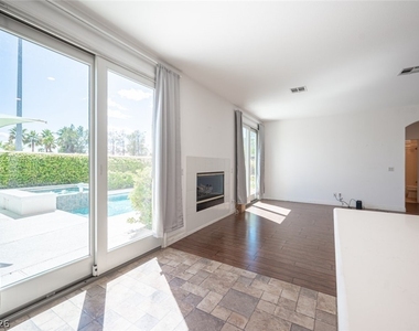 8747 Vista Cantera Court - Photo Thumbnail 22