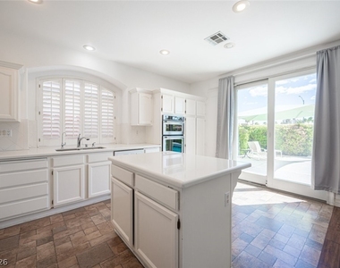 8747 Vista Cantera Court - Photo Thumbnail 20