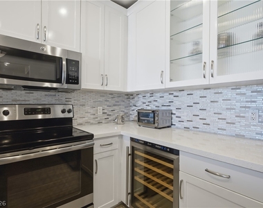 8255 Las Vegas Boulevard - Photo Thumbnail 4