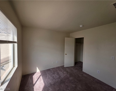 2506 Lady Elizabeth Court - Photo Thumbnail 6