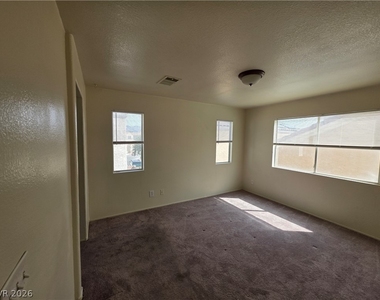 2506 Lady Elizabeth Court - Photo Thumbnail 20