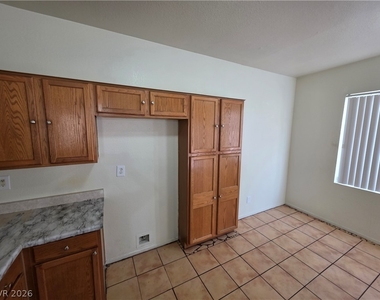 2506 Lady Elizabeth Court - Photo Thumbnail 48