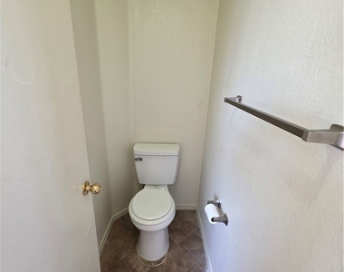 2506 Lady Elizabeth Court - Photo Thumbnail 29