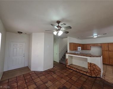 2506 Lady Elizabeth Court - Photo Thumbnail 38