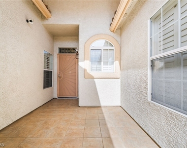 275 Full Wine Street - Photo Thumbnail 2