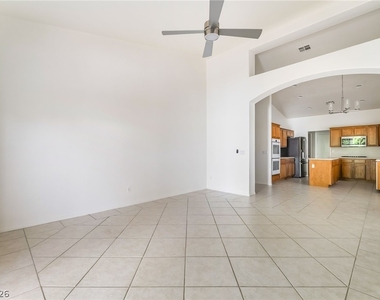 275 Full Wine Street - Photo Thumbnail 9