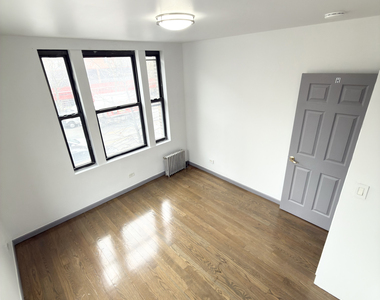 600 West 186th Street - Photo Thumbnail 4