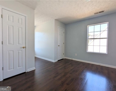 57 Inverness Trace - Photo Thumbnail 12