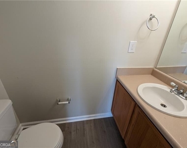 57 Inverness Trace - Photo Thumbnail 7