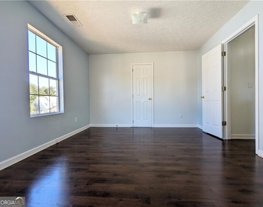 57 Inverness Trace - Photo Thumbnail 14
