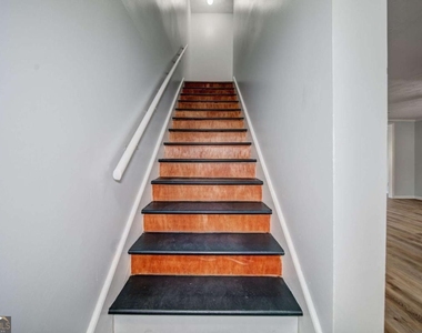 280 Winding River Road - Photo Thumbnail 17