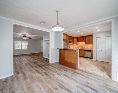 280 Winding River Road - Photo Thumbnail 12
