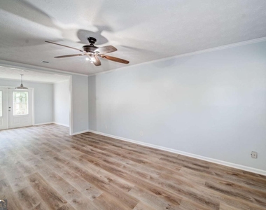 280 Winding River Road - Photo Thumbnail 4