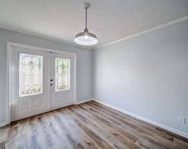 280 Winding River Road - Photo Thumbnail 7