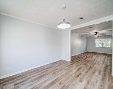 280 Winding River Road - Photo Thumbnail 8