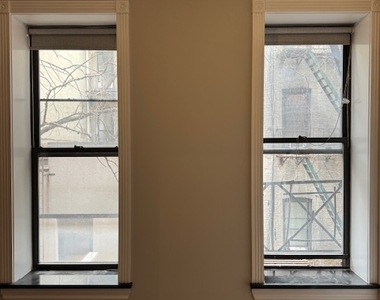 246 Mott Street - Photo Thumbnail 2