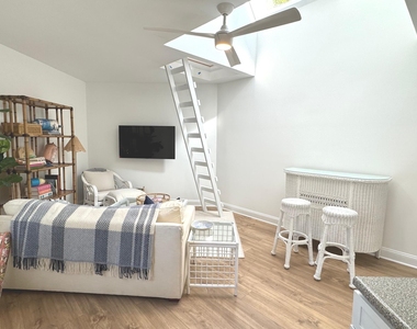 258 Osborne Avenue - Photo Thumbnail 11