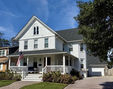 258 Osborne Avenue - Photo Thumbnail 1