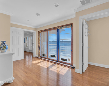 106 2nd Avenue - Photo Thumbnail 27