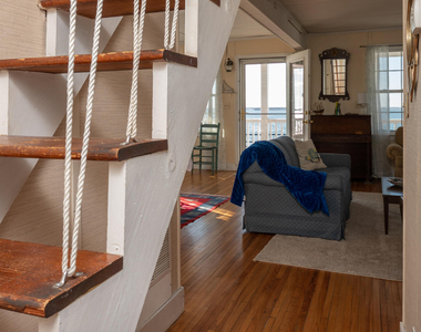300 N Bayview Avenue N - Photo Thumbnail 16