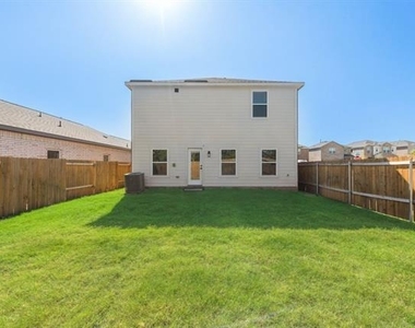 1421 Butler Avenue - Photo Thumbnail 23