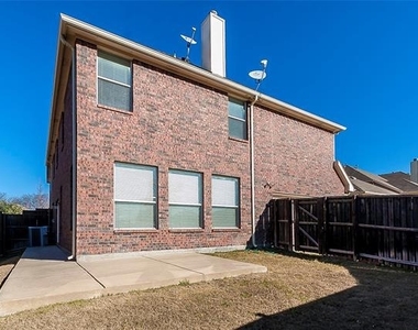 11945 Henderson Drive - Photo Thumbnail 16