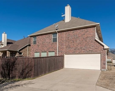 11945 Henderson Drive - Photo Thumbnail 17