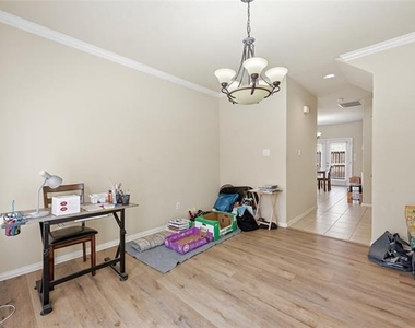 11945 Henderson Drive - Photo Thumbnail 12
