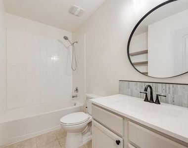 1123 Garnet Street - Photo Thumbnail 22