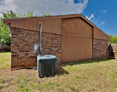 3817 Kippers Court - Photo Thumbnail 15
