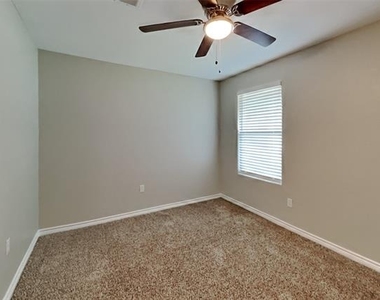 3817 Kippers Court - Photo Thumbnail 11
