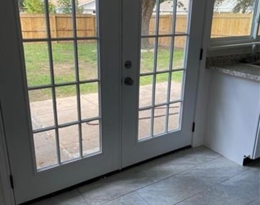 854 Timberdale Street - Photo Thumbnail 13