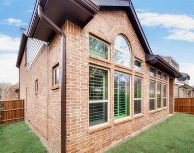 2021 Garden Park Court - Photo Thumbnail 27
