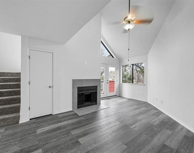 9825 Walnut Street - Photo Thumbnail 5