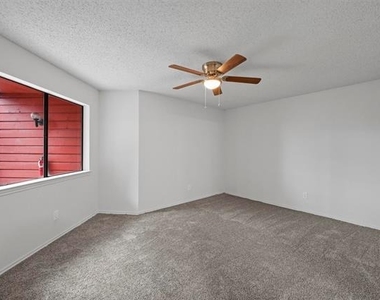 9825 Walnut Street - Photo Thumbnail 21