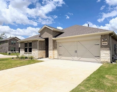 6233 Lassen Court - Photo Thumbnail 2