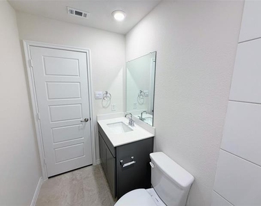 6233 Lassen Court - Photo Thumbnail 26