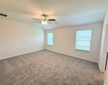 6233 Lassen Court - Photo Thumbnail 18