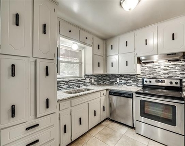 8113 Starnes Road - Photo Thumbnail 17