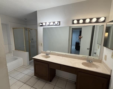 1616 Fannin Circle - Photo Thumbnail 14