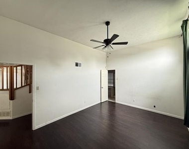 1616 Fannin Circle - Photo Thumbnail 12