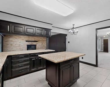 3675 Rickshaw Drive - Photo Thumbnail 10